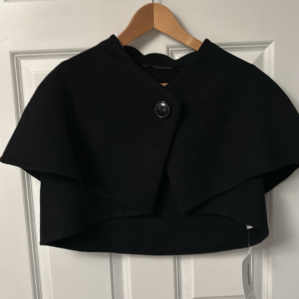 MaxMara Elegant Black Bolero, Cropped Jacket or Cape.